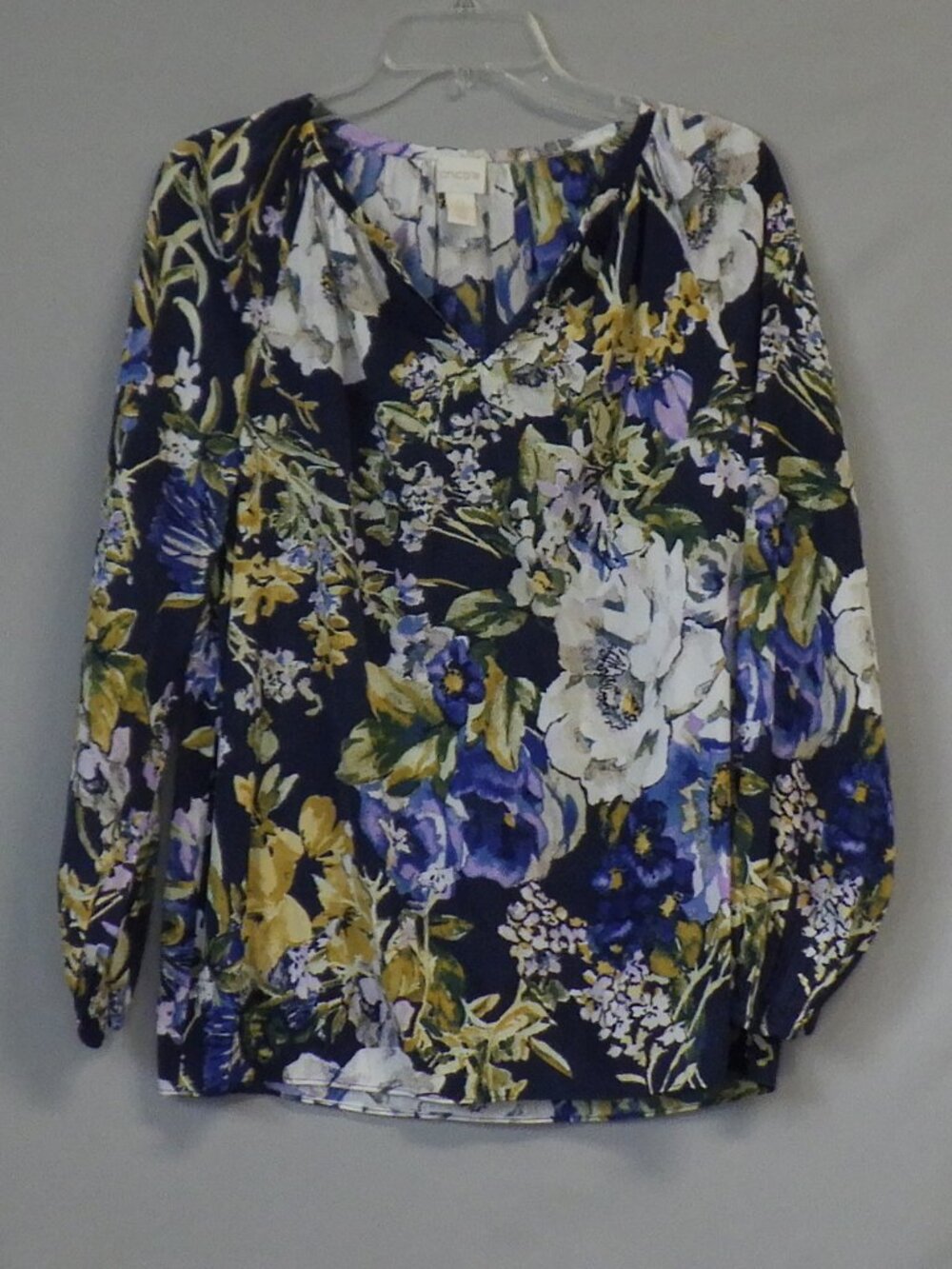 Chicos Bold Floral Top Size 0
